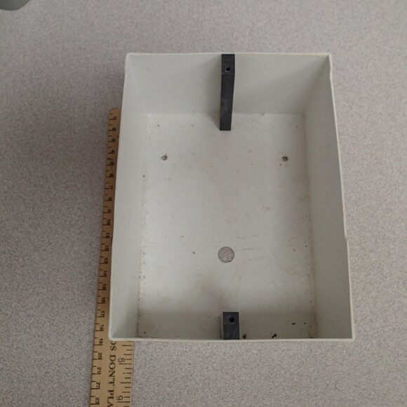 Plastic Enclosure - Picture 1 of 7